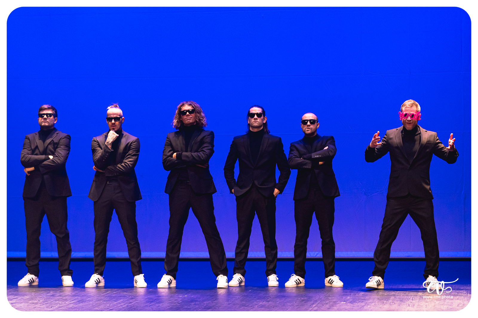 SERIOUSLY FUNNY (FAIR PLAY CREW)